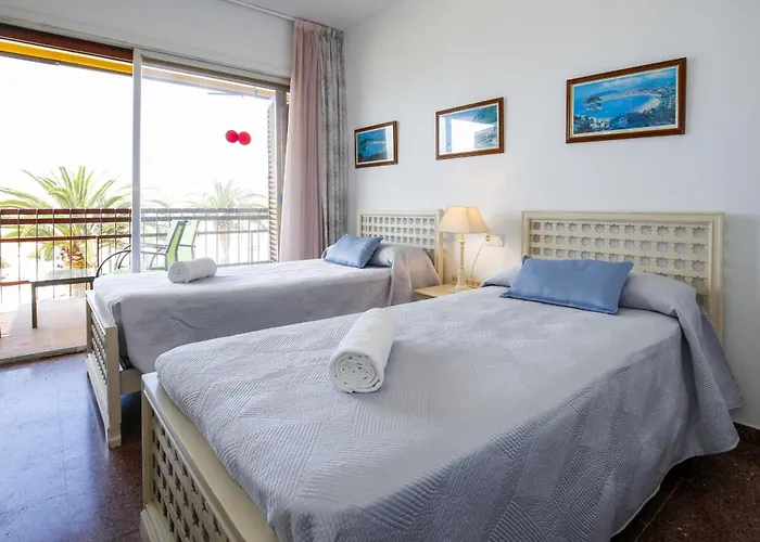 Апартаменты New Playazul 4 *
